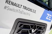 Renault Trucks Z.E. Urbaser-13